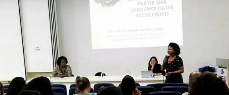 Professora do Mestrado em Direito palestra em Simpsio de Pesquisa em Relaes Internacionais