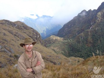 Professor, Maneca Mendes compartilha experi�ncia de livro com comunidade acad�mica na Unesc