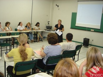 Avalia��o processual abordada em palestra