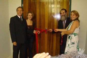 Curso inaugurou Centro de Pr�ticas Cont�beis esta noite