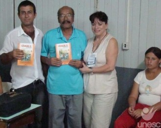 Professora do PPGCA lan�a livro em Curitiba