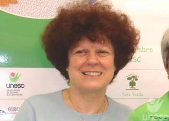 Comunidade acad�mica perde professora M�ri Stela Campos