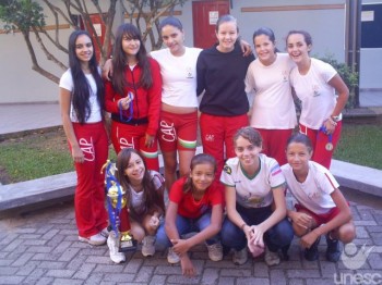 CAP � campe�o no futsal feminino dos Jogos Escolares de Crici�ma