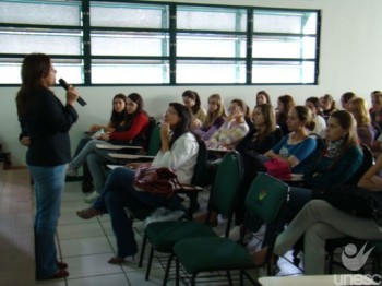 Acad�micos recebem orienta��o sobre Dengue e Leptospirose