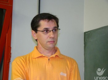 Professor � reeleito presidente da Associa��o de Pesquisadores em Economia Catarinense