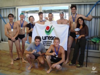 Desafio 24 horas de Nata��o re�ne oito equipes s�bado na Unesc