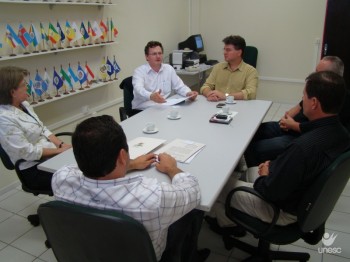 Deputado Ac�lio Casagrande visita Sala dos Munic�pios