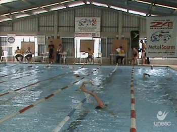 Mampituba vence Desafio 24 horas de Nata��o