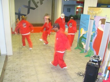 Grupo participa do 5� Garopaba em Dan�a