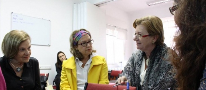 Professora apresenta pesquisa em semin�rio do Arte na Escola