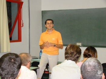 Professor apresenta pesquisas em congresso na Cidade do M�xico