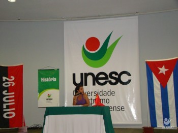 Debate aborda avanos sociais e da sade de Cuba