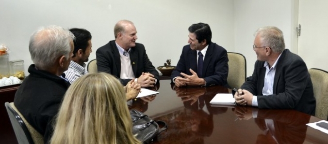 Comitiva da Furb visita Unesc