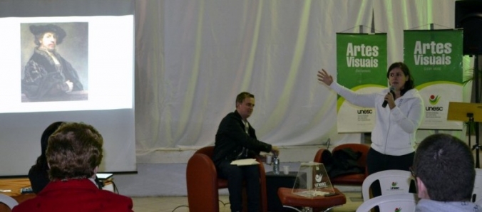 Artista premiada nacionalmente conversa com alunos de Artes Visuais