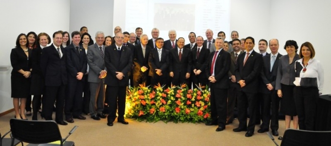 Reitor cumpre agenda em Bras�lia e participa de Assembleia da Abruc