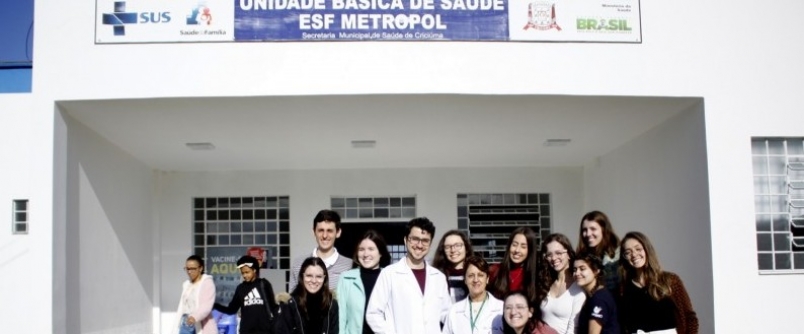 Programa de Extens�o da Unesc participa de a��o sobre aleitamento materno na Unidade de Sa�de do Metropol