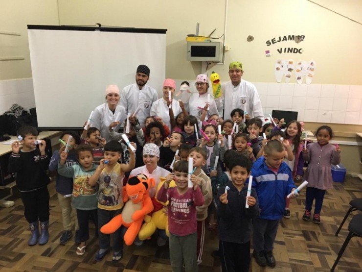 Miss�o Sa�de Bucal - Rap da escova