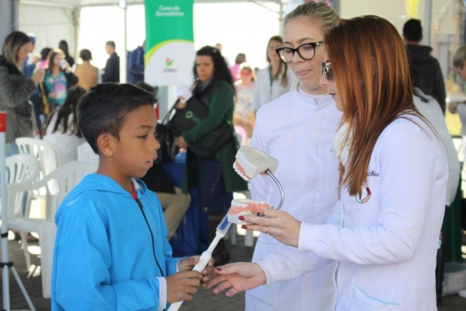 Evento SESC-UNESC no Angeloni SuperCenter