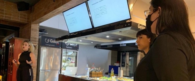 Unesc e Gelox oferecem pr�tica para acad�micos do curso de Design