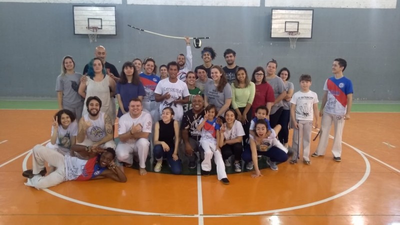 Participao da 4 fase de Artes Visuais - Licenciatura na Oficina de Capoeira