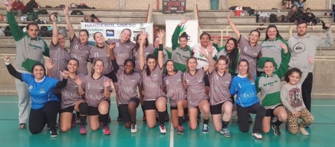Equipe feminina de Handebol da Unesc est na fase final da Liga Santa Catarina