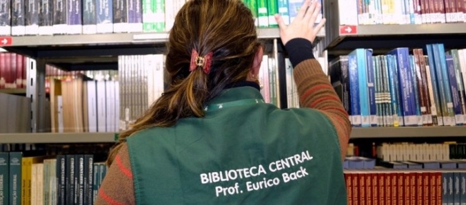 Biblioteca retorna ao seu local original