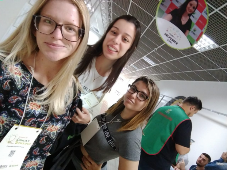 PARTICIPA��O DA FISIOTERAPIA NA IX SEMANA DE CI�NCIA E TECNOLOGIA DA UNESC