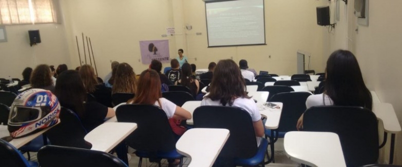 Neab participa de debate sobre Racismo, Democracia e Universidade