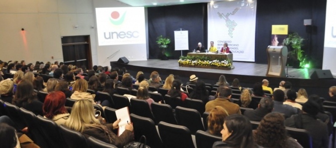 Unesc promove congresso internacional sobre Educa��o em Crici�ma