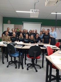 Escola de Lideran�as da Unesc promove aula sobre programas de proximidade da Pol�cia Militar em Ararangu�