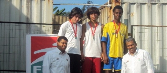 Atletas do Col�gio Unesc levam ouro na fase municipal do Jesc