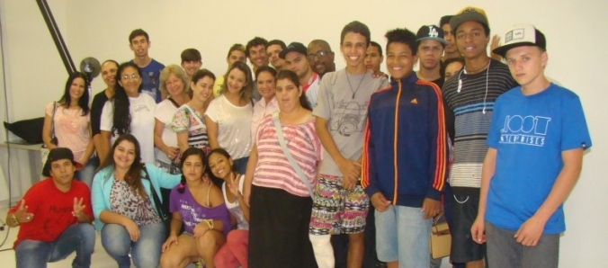 Estudantes da rede municipal visitam ateli�s da Unesc