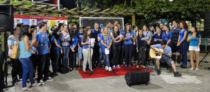 Contabilizando Trote anima a Praa do Estudante
