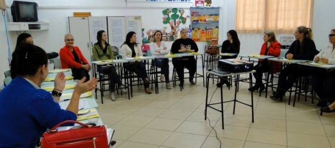 Universidade realiza forma��o continuada com professores da regi�o