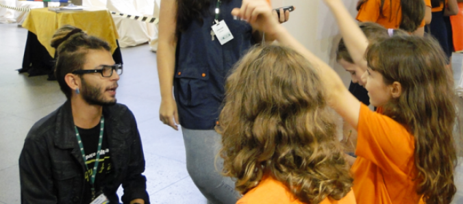 Estudantes do Sesi Escola visitam a Unesc