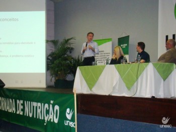 Pesquisa aponta que 48,5% da popula��o est� acima do peso