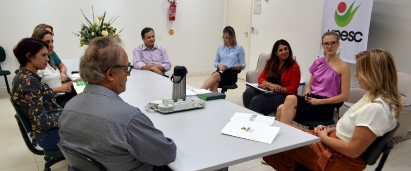 Unesc e Sicredi firmam parceria para curso de Extens�o a Dist�ncia