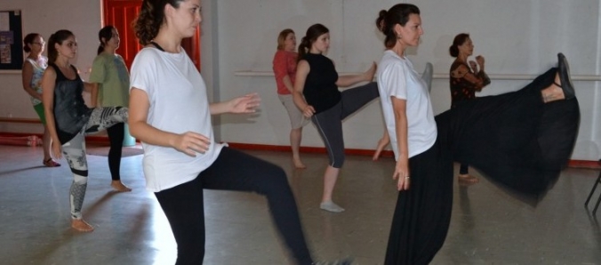 Colaboradores retornam �s aulas de Tai Chi Chuan