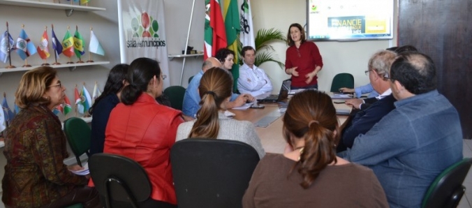 Comiss�o Rio M�e Luzia se re�ne para discutir pr�ximos passos