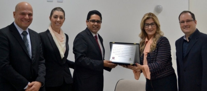 Unesc recebe homenagem do Bradesco pelos seus 50 anos