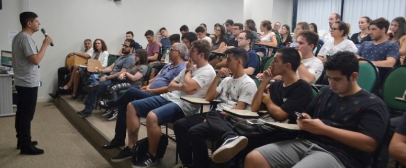 Unesc � palco de discuss�o sobre Marketing Online e Offline