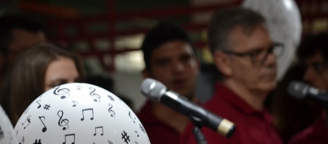 Quartas Culturais emociona e homenageia professores da Universidade