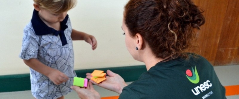 A��o leva informa��es sobre sa�de para pacientes das Cl�nicas Integradas