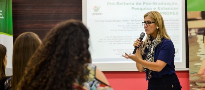 Estudantes tiram dvidas sobre pesquisa e extenso