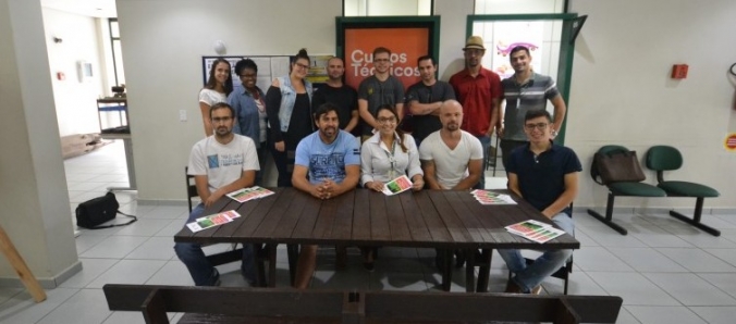 Alunos da Unesc criam m�vel inspirado em designer italiano