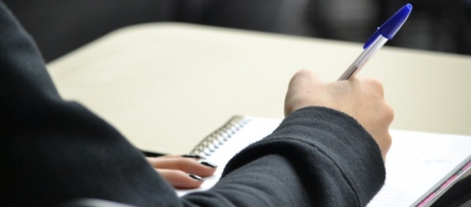 Voc� pode treinar para o vestibular com o Simulador Acafe