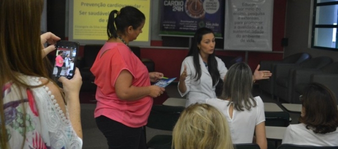 Dia do trabalhador: Funcion�rios da Unesc aprendem sobre cuidados com o cora��o