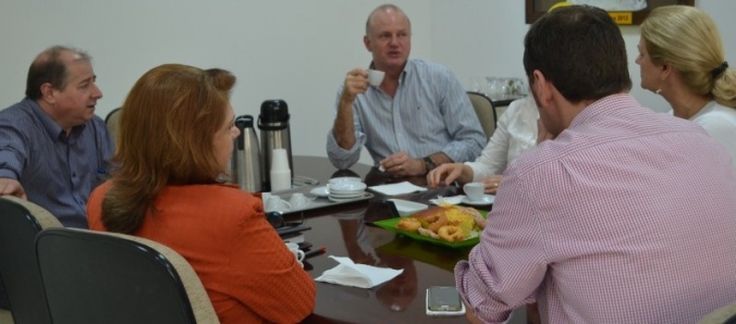 Bairro da Juventude comemora anivers�rio com a reitoria