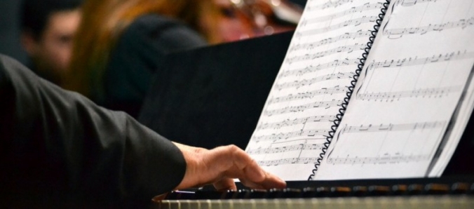 Orquestra Sinf�nica de Crici�ma traz o encanto da m�sica cl�ssica para a Universidade