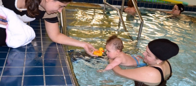 Pamif: Crian�as se desenvolvem e se divertem na piscina da Unesc